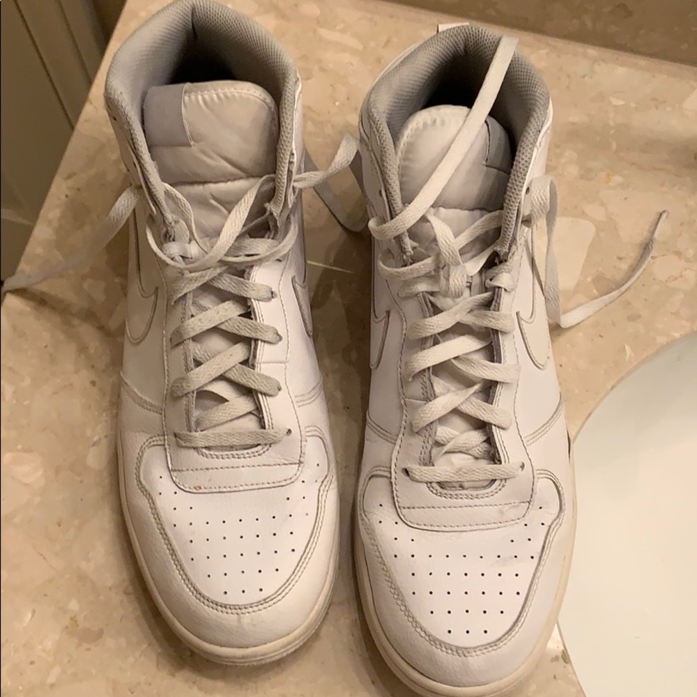 White Nike Sb Dunk Highs